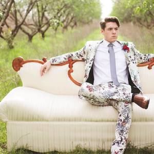 Meet your Posher, Grant